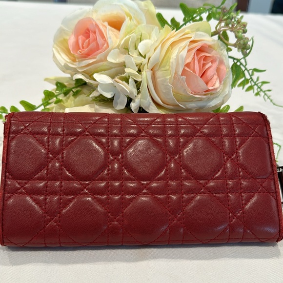 Authentic Dior WOC (wallet on chain) bag - Picture 3 of 15